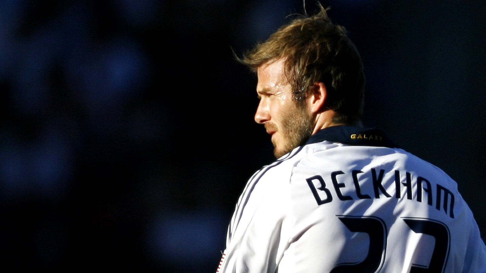 篮球梦让少年心中燃起希望，篮球追梦作文