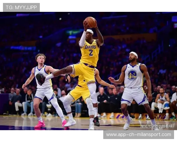 湖人队在关键战役中取胜,士气旺盛,湖人出战 湖人队在关键战役中取胜,士气旺盛,湖人出战